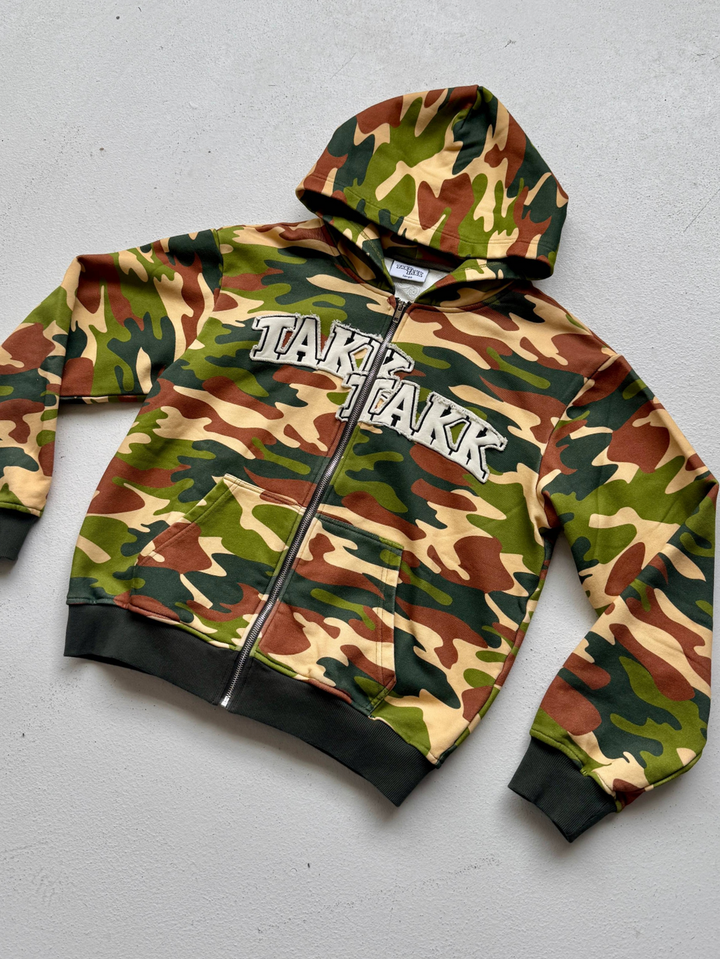 Camo Hettupeysa