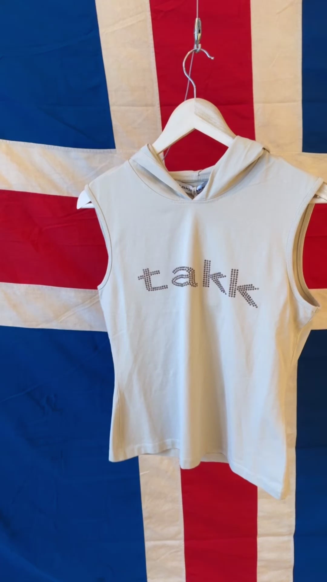 Studded "takk" Tank Hettupeysa